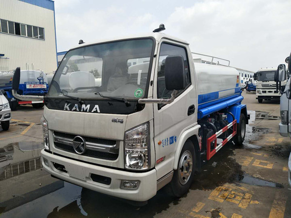凱馬藍(lán)牌3方灑水車